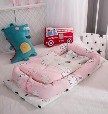 Anti-pressure Foldable and Portable Bed for Newborns