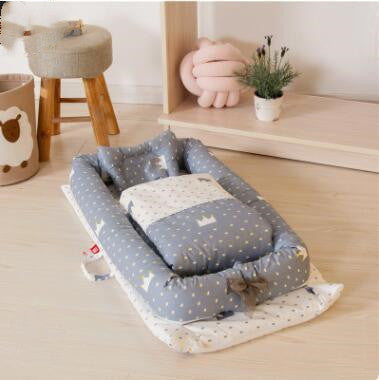 Anti-pressure Foldable and Portable Bed for Newborns